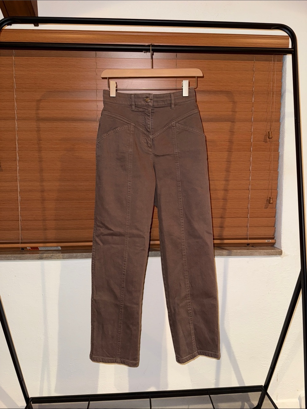 Wilfred Free by Aritiza Women’s High-Rise Straight Leg Jeans — Brown